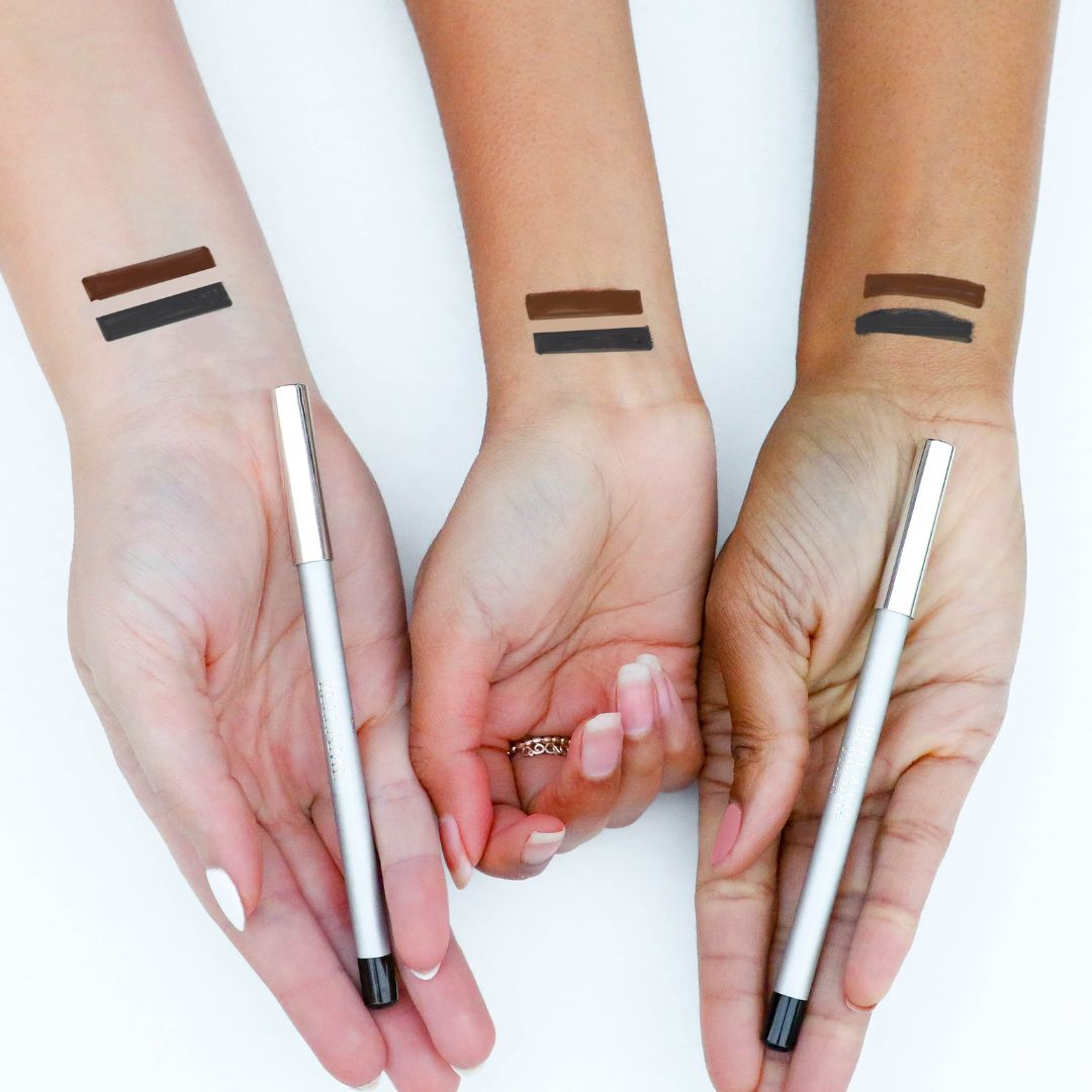 Luxe Eyeliner Pencil Hands